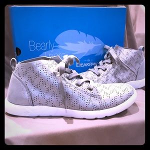 NEW Silver ankle boot-high top-Size 9